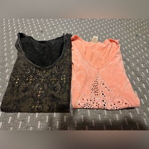 Women’s Daytrip embellished low neck shirts - XS Small lot of 2